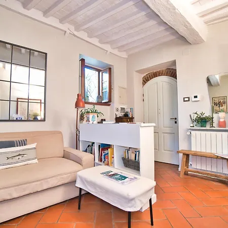La Casa Nel Castello E Il Giardino Segreto * Suvereto