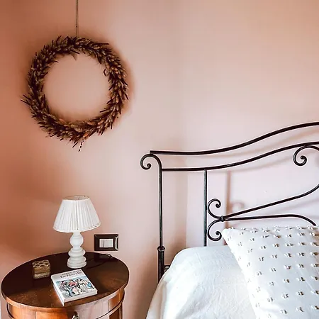 Holiday home La Casa Nel Castello E Il Giardino Segreto Suvereto